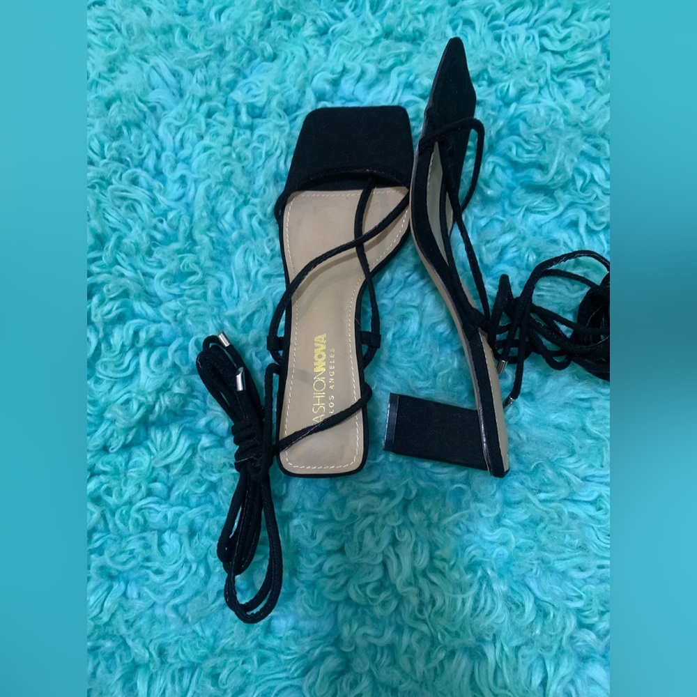 Fashion nova block sandal heels